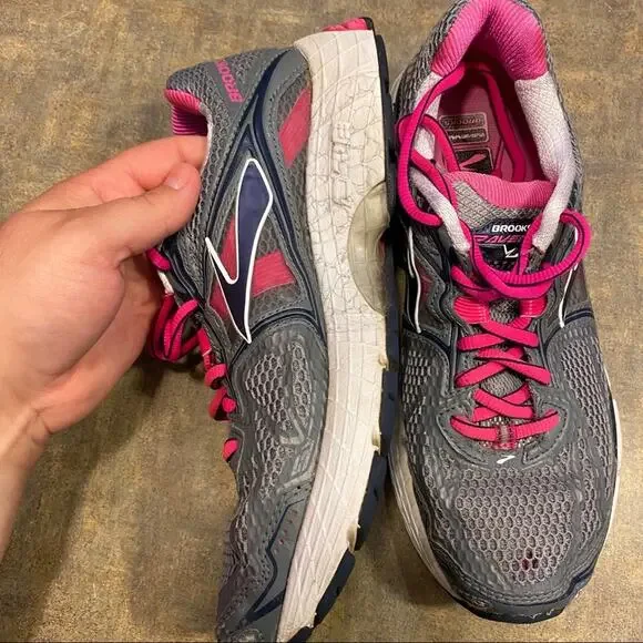 Brooks Ravenna 5 Athletic Running Sneakers Size 9 - Picture 3 of 10